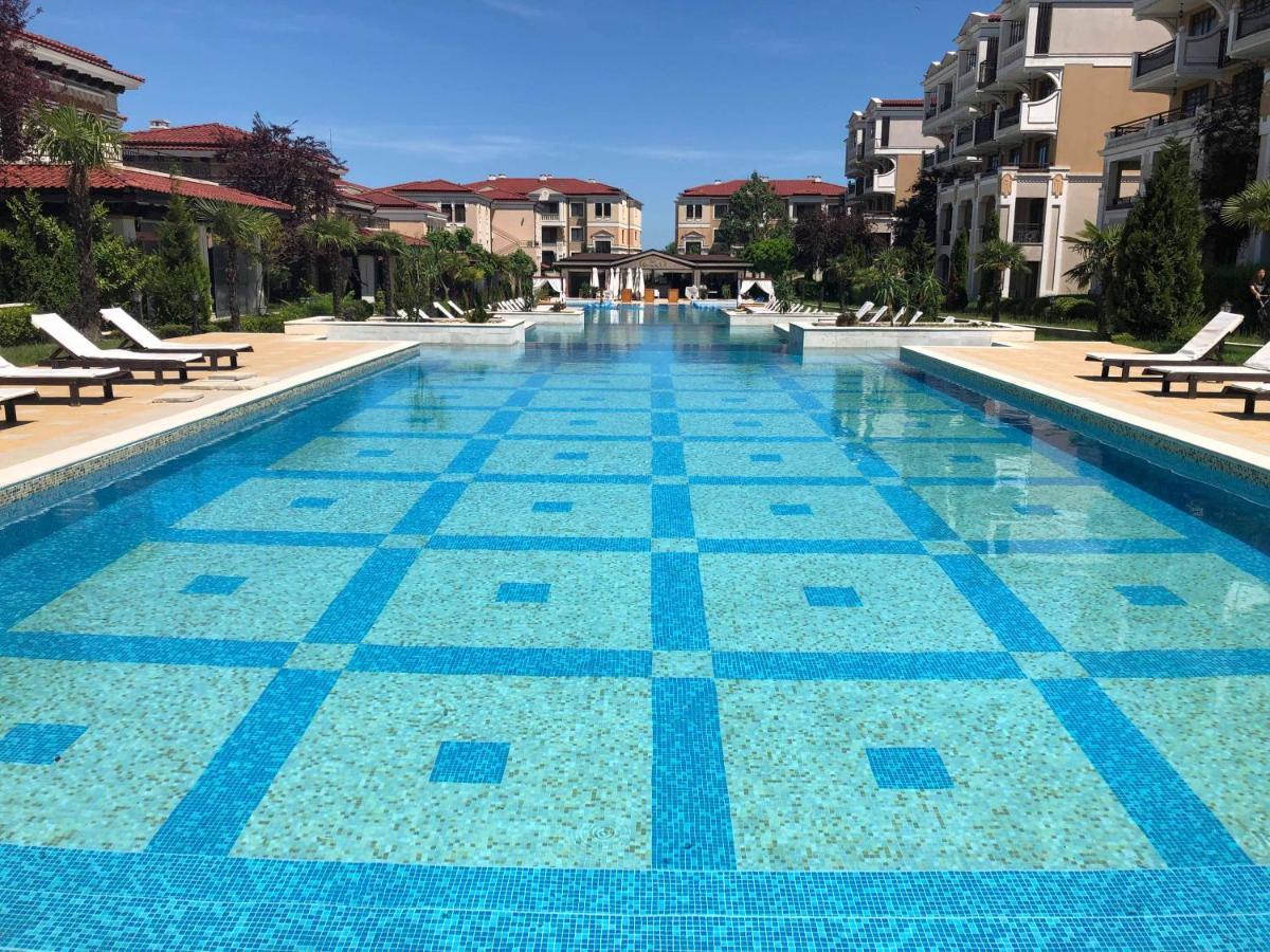 One Bedroom Apartment In G Life Szozopol Kültér fotó